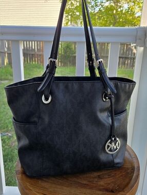 Michael Kors Black Women's Tote Bag